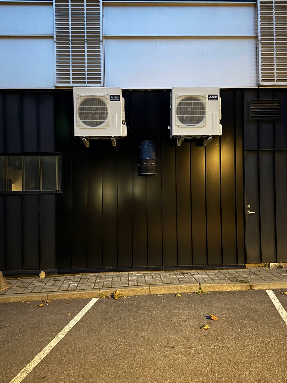 photo_5873033736658553790_y