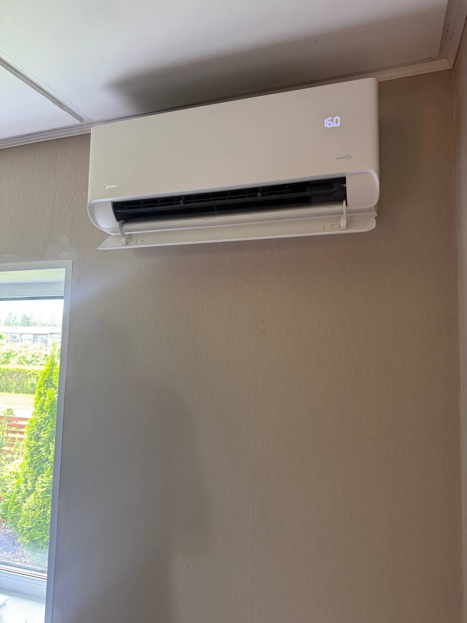 photo_5873033736658553818_y